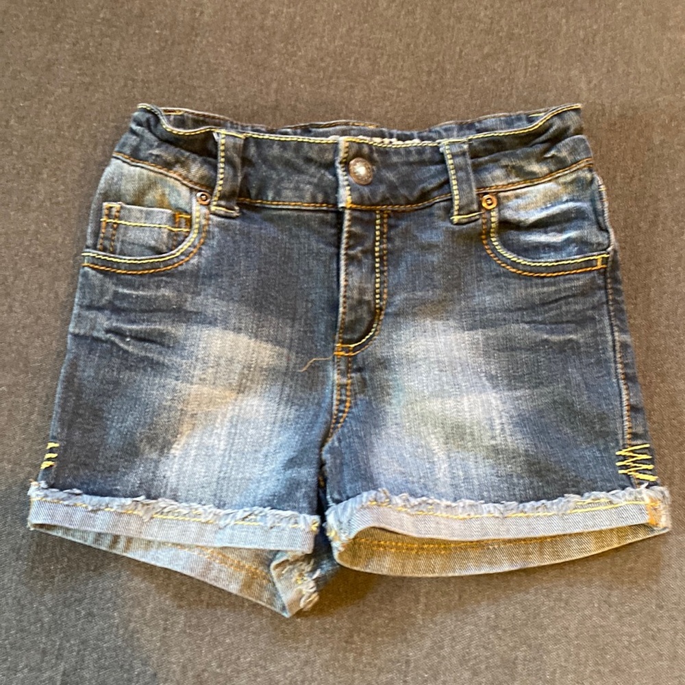 Mossimo Supply Co Kids Jean Shorts Size 7 with adjustable waist band.